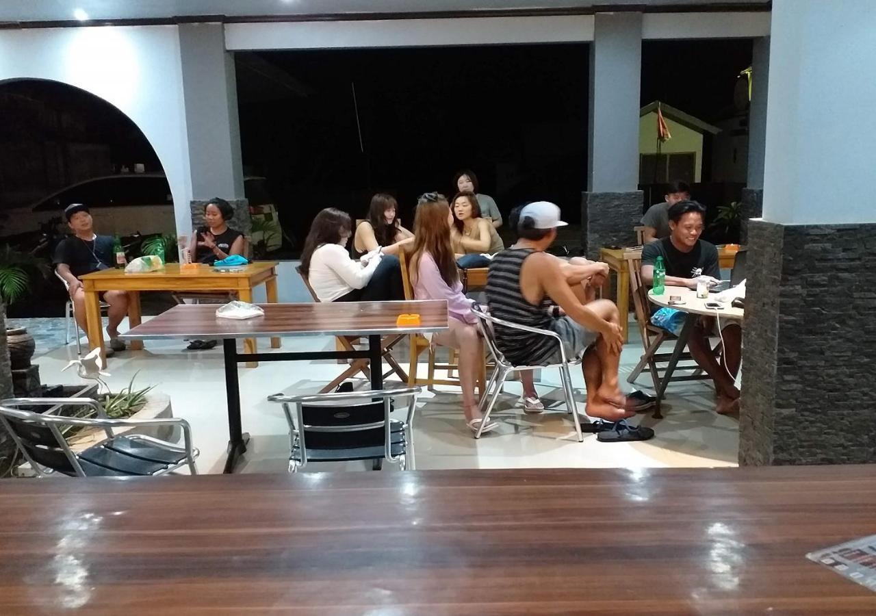 Ridho Malik Hotel Bumbang Extérieur photo