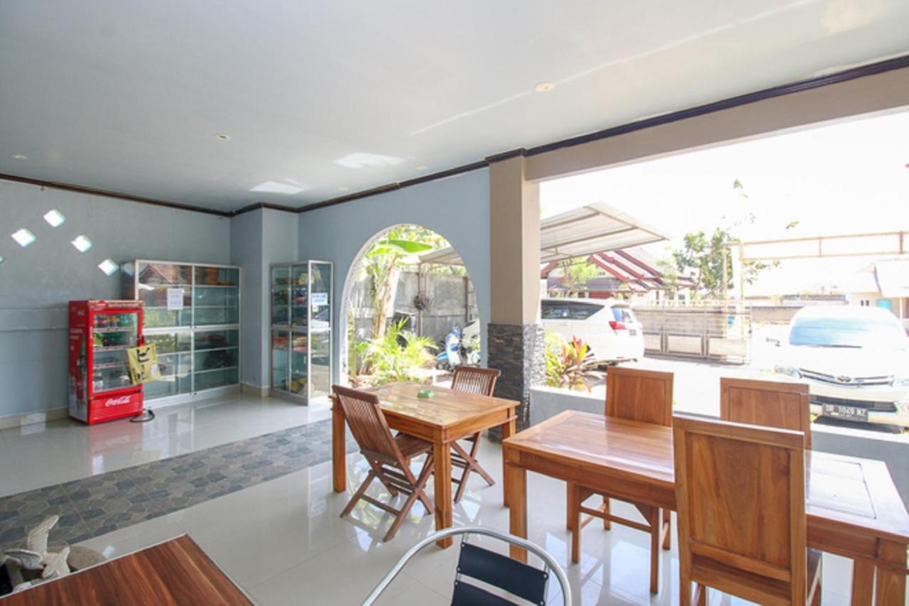 Ridho Malik Hotel Bumbang Extérieur photo