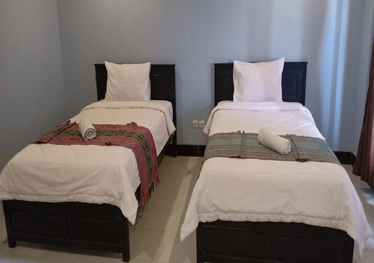 Ridho Malik Hotel Bumbang Extérieur photo