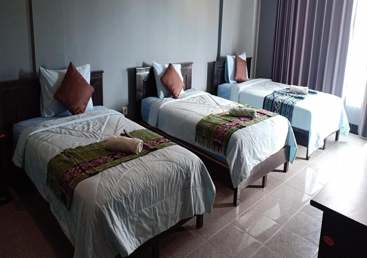 Ridho Malik Hotel Bumbang Extérieur photo