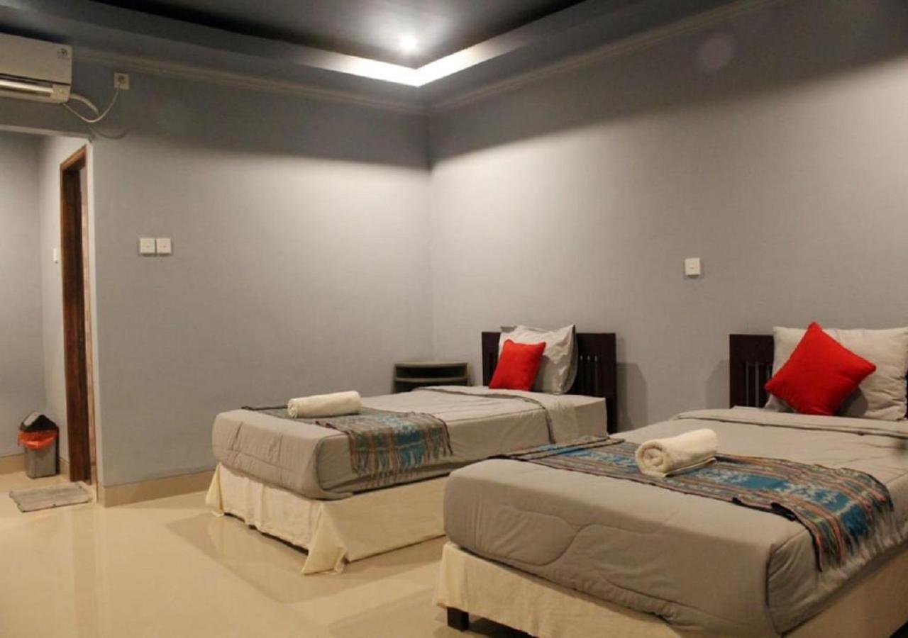 Ridho Malik Hotel Bumbang Extérieur photo