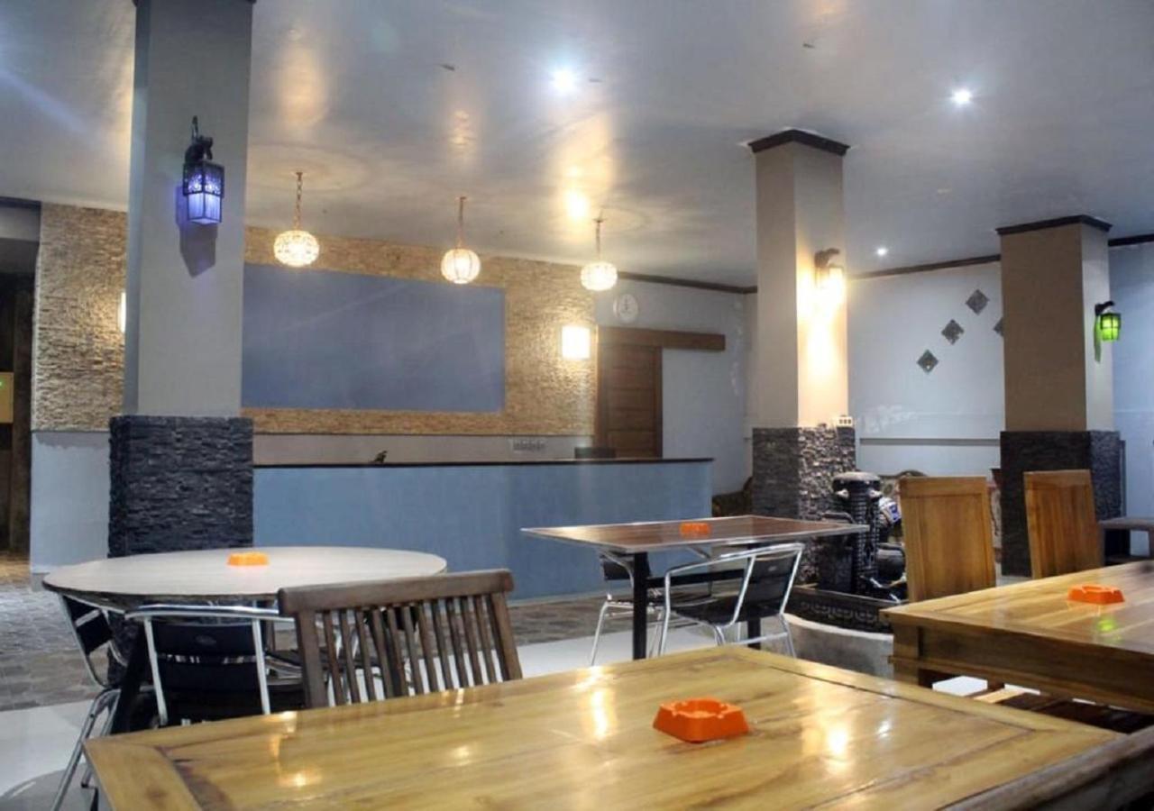 Ridho Malik Hotel Bumbang Extérieur photo