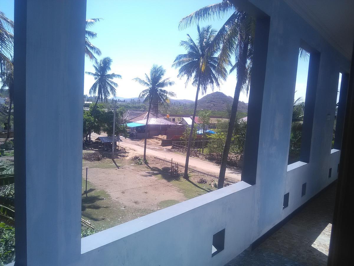 Ridho Malik Hotel Bumbang Extérieur photo