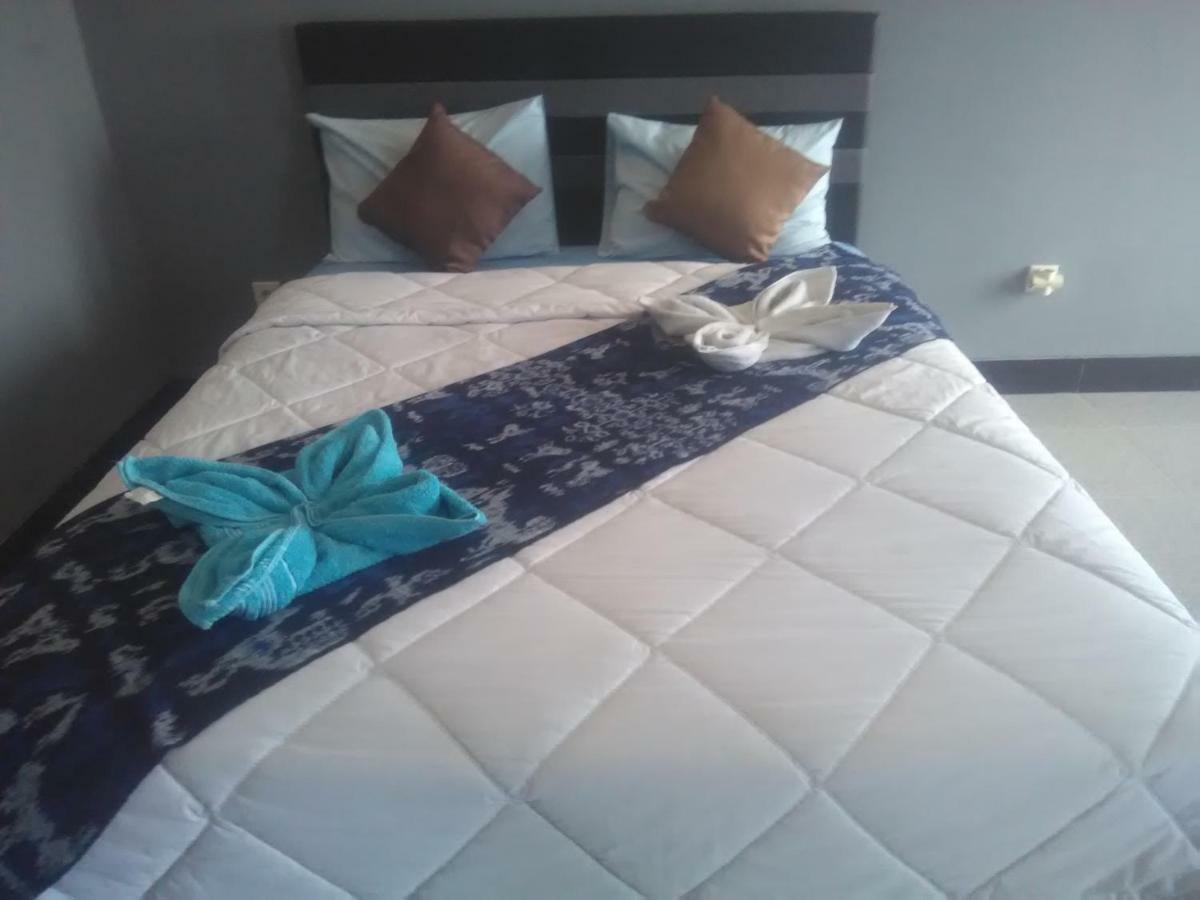 Ridho Malik Hotel Bumbang Extérieur photo
