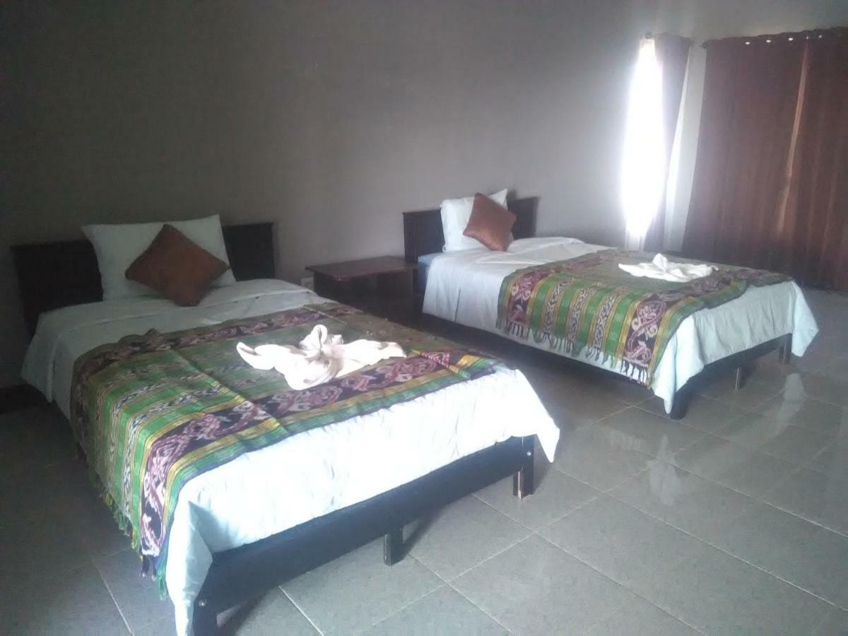 Ridho Malik Hotel Bumbang Extérieur photo